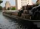  péniche naviguant sur le canal